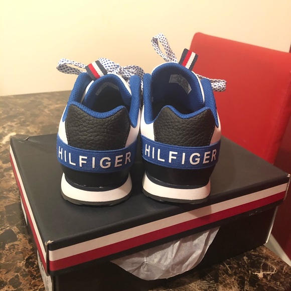 Tommy Hilfiger shoes - Picture 2 of 4